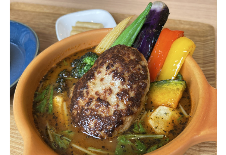 ▼【おすすめ】国産豚のハンバーグのスープカレー